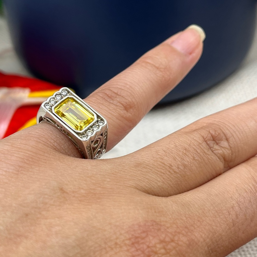 Vintage 925 Sterling Silver SWJ CZ Statement Ring – Yellow Emerald Cut Size 5.75 - Picture 11 of 17